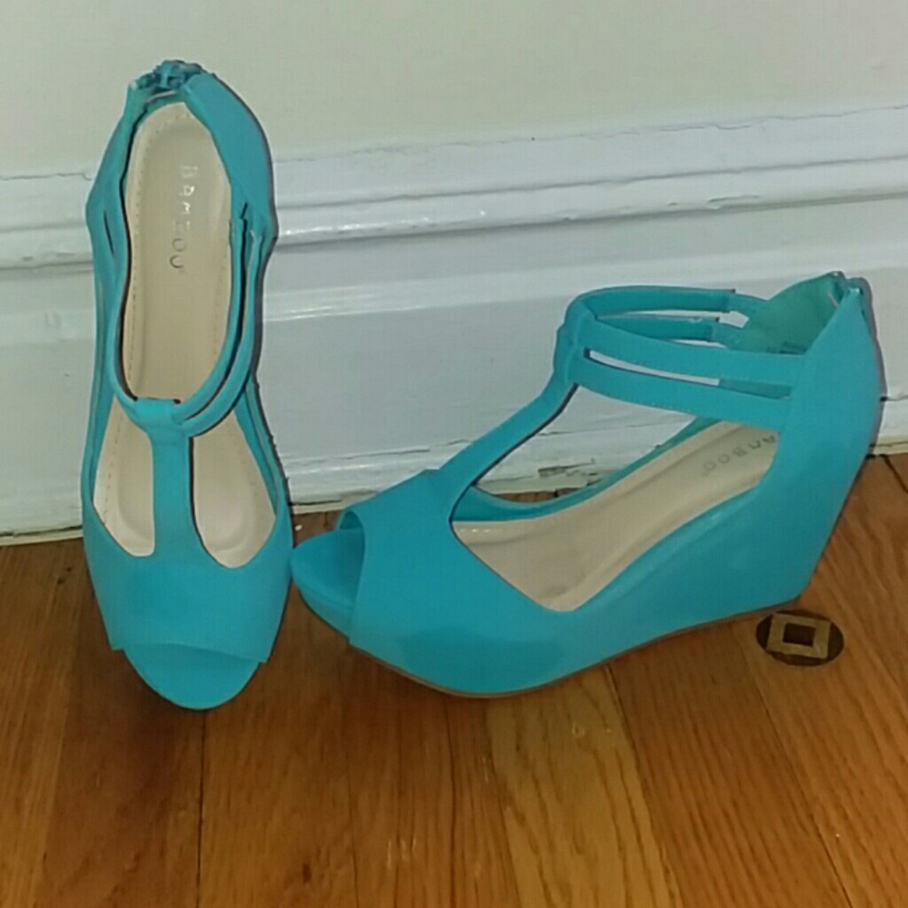 BAMBOO brand turquoise wedges